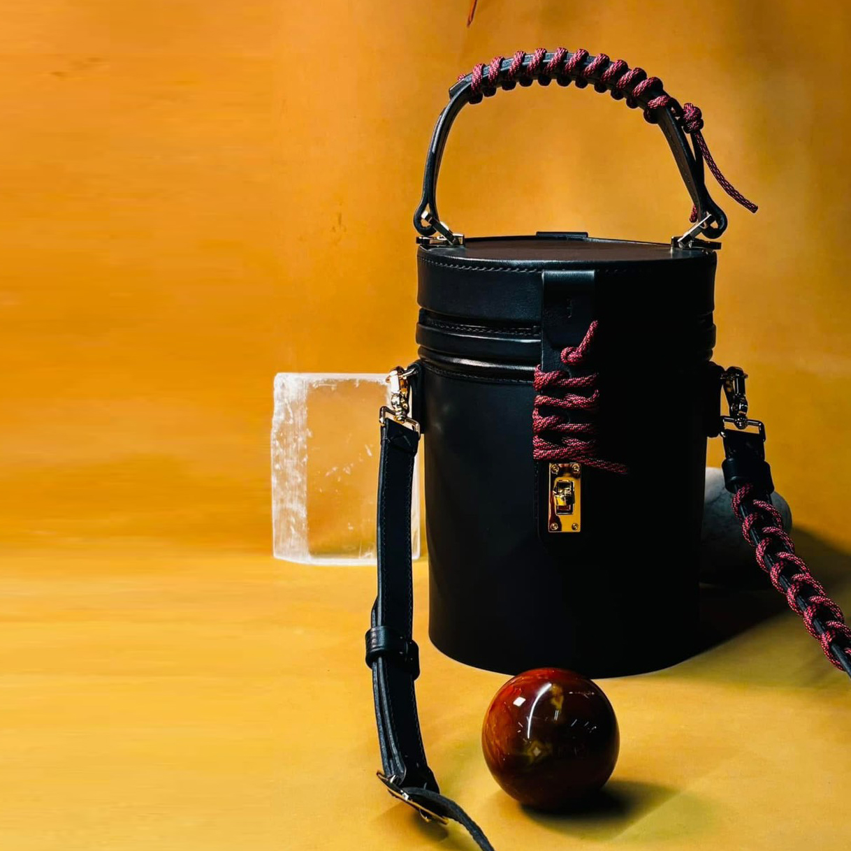 【甲蟲仙生製革室】手工真皮水桶包