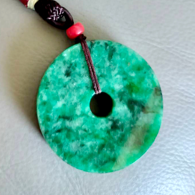 翡翠玉(大玉錢)賺大錢滿綠色翡翠玉大玉錢